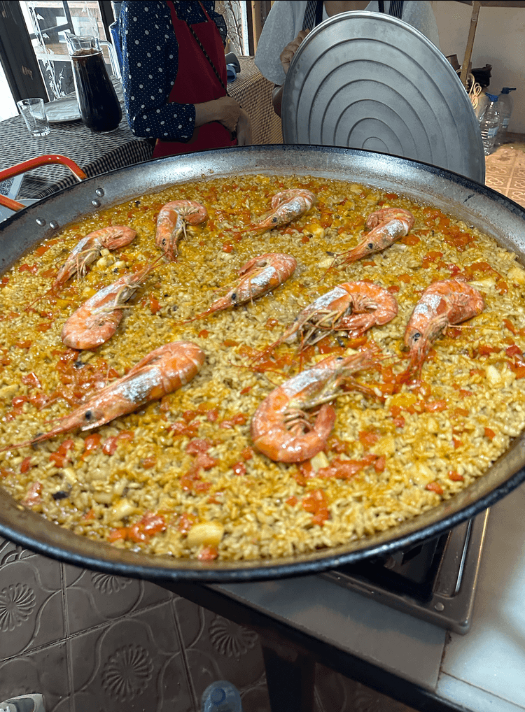 Paella all day every day!