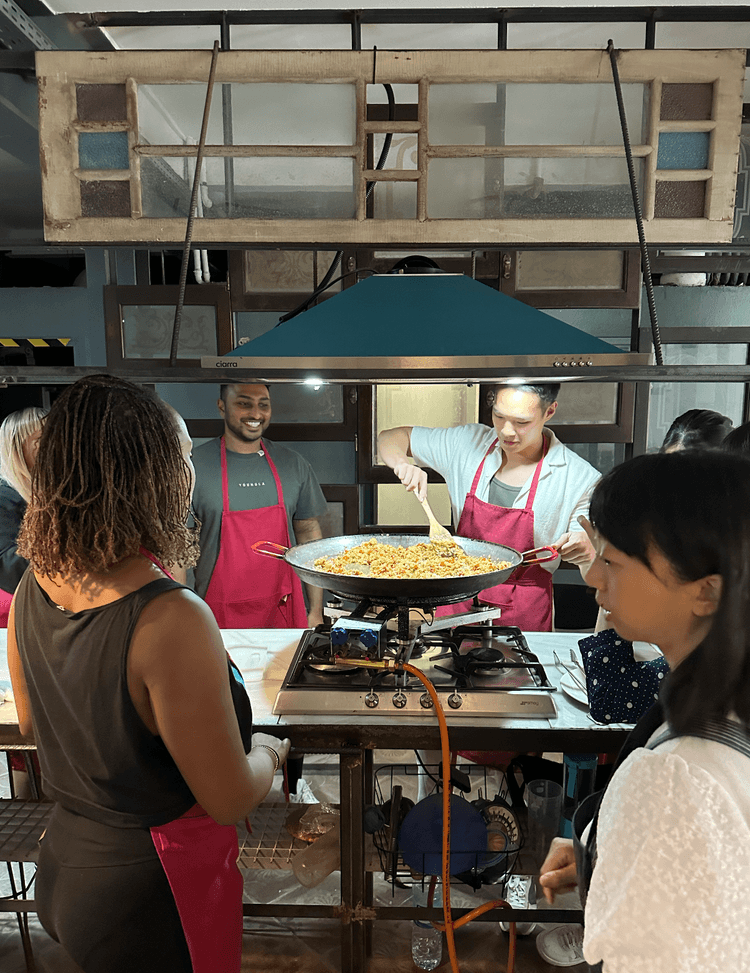 Cooking classes with friends